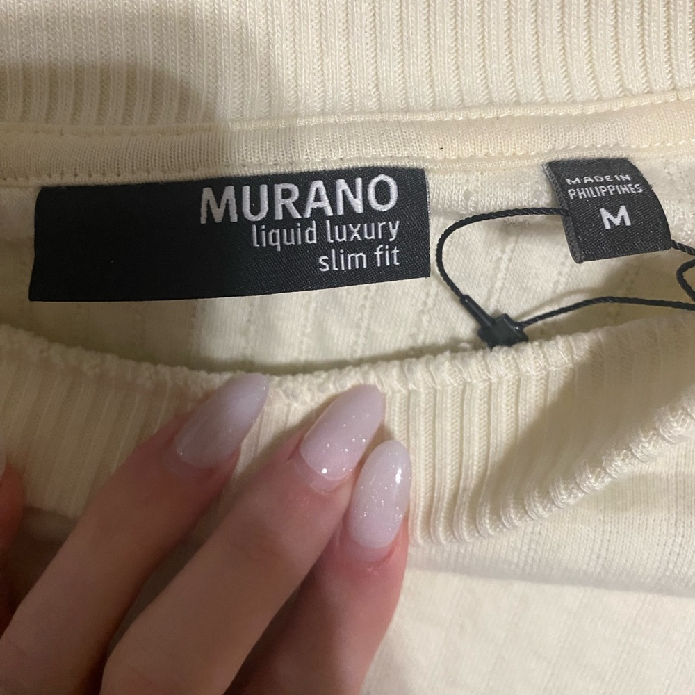 Men’s cream sweater